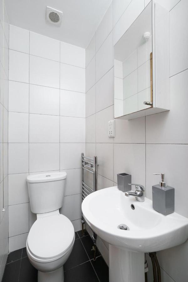 Flat In London Apartment Luaran gambar