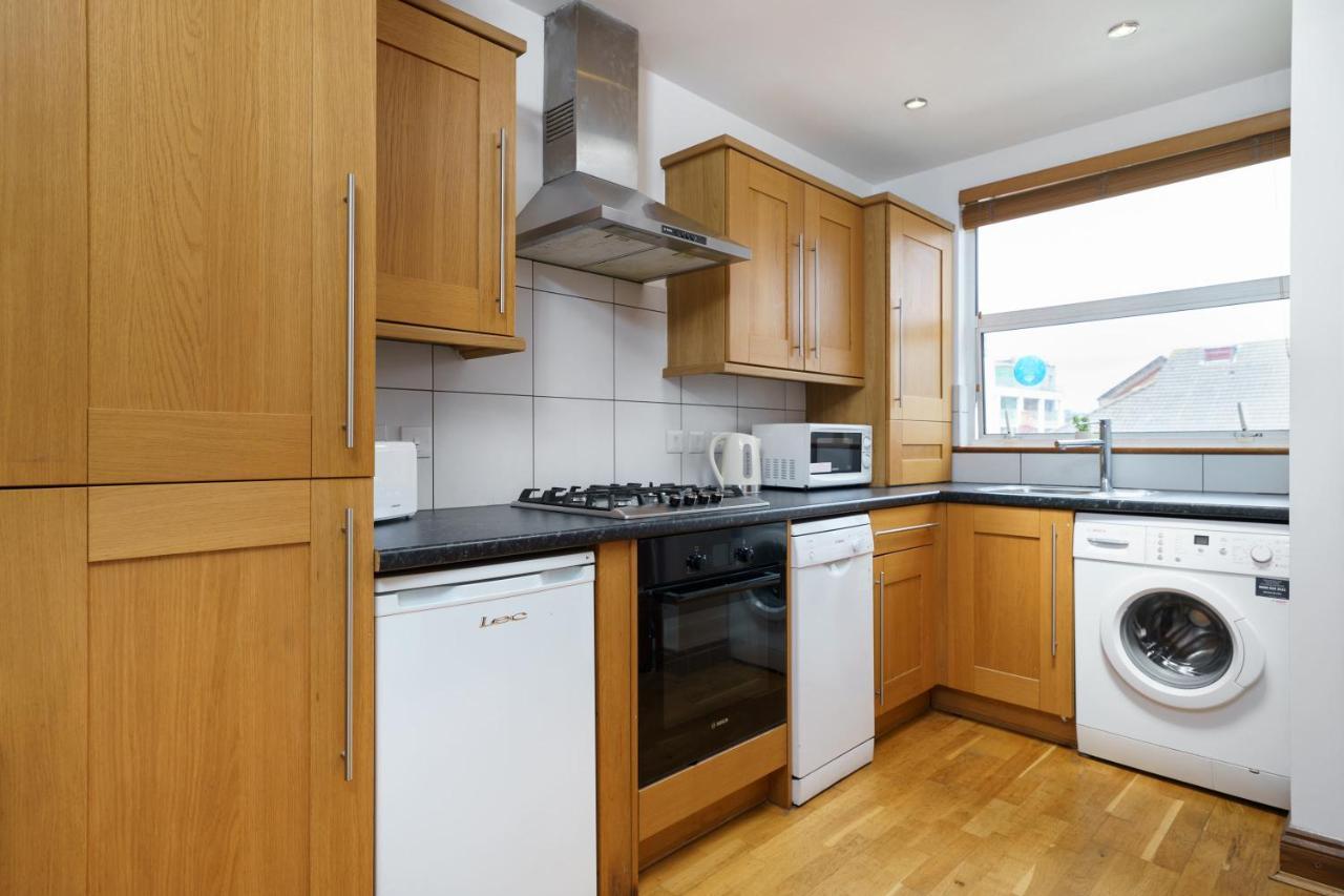 Flat In London Apartment Luaran gambar